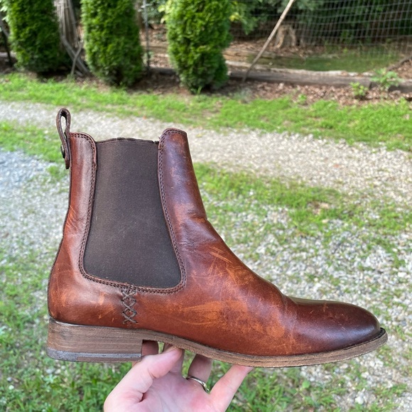 Frye Chelsea Boots Size 6 B Woman’s - Picture 12 of 14